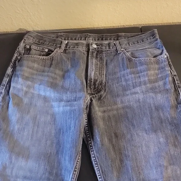 Men's black faded structure jeans size 38x32 excellent use condition - Picture 2 of 6